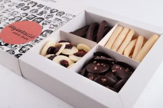 Degustació petits fours (caixa petita)