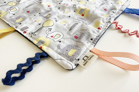 Mantita estimulación bebé